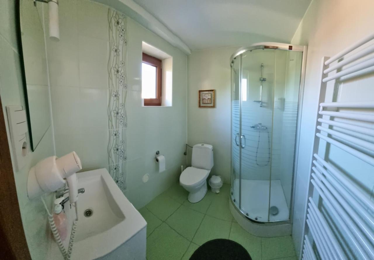 Chata Linia Kokava nad Rimavicou エクステリア 写真